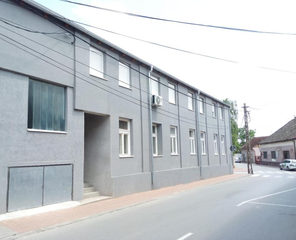 Apartmani זרנג'נין מראה חיצוני תמונה